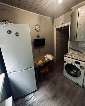 3-к квартира, вторичка, 56м2, 1/5 этаж
