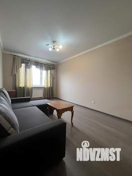 2-к квартира, вторичка, 57м2, 10/17 этаж