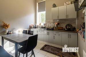 4-к квартира, вторичка, 142м2, 1/3 этаж