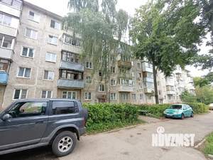 2-к квартира, вторичка, 46м2, 3/5 этаж