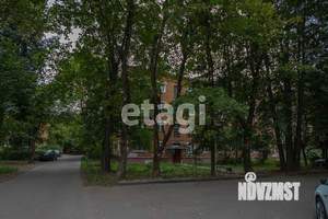 2-к квартира, вторичка, 45м2, 1/4 этаж