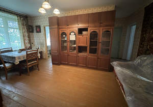 3-к квартира, вторичка, 57м2, 1/4 этаж