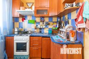 2-к квартира, вторичка, 44м2, 1/5 этаж
