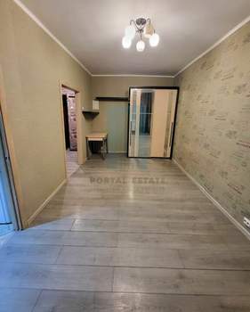 2-к квартира, вторичка, 40м2, 1/5 этаж