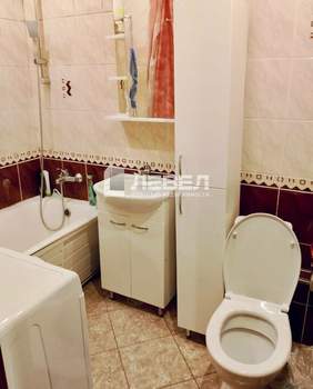 2-к квартира, вторичка, 47м2, 1/5 этаж
