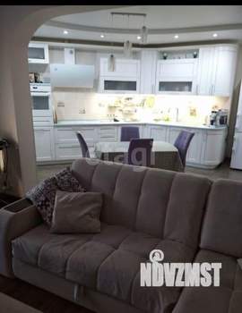 3-к квартира, вторичка, 98м2, 13/17 этаж