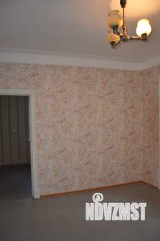 3-к квартира, вторичка, 57м2, 2/2 этаж