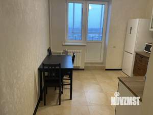 2-к квартира, вторичка, 62м2, 8/17 этаж