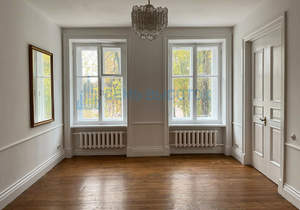 3-к квартира, вторичка, 73м2, 2/4 этаж