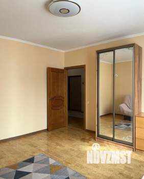 2-к квартира, вторичка, 65м2, 15/18 этаж