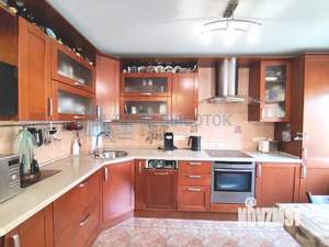 3-к квартира, вторичка, 72м2, 4/10 этаж