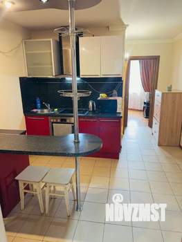 2-к квартира, вторичка, 42м2, 10/16 этаж