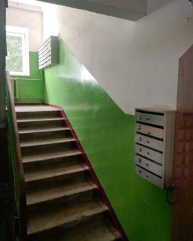 3-к квартира, вторичка, 50м2, 9/9 этаж