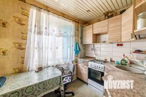 3-к квартира, вторичка, 62м2, 1/4 этаж