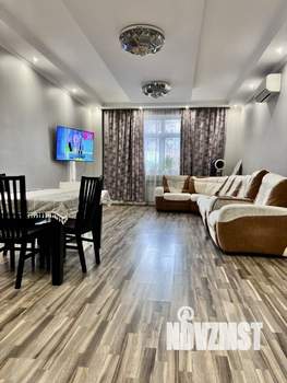 4-к квартира, вторичка, 170м2, 1/19 этаж