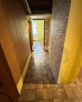 2-к квартира, вторичка, 64м2, 2/4 этаж