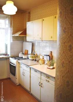 2-к квартира, вторичка, 50м2, 9/9 этаж