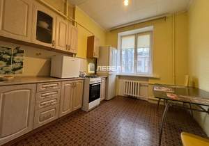 2-к квартира, вторичка, 64м2, 2/4 этаж