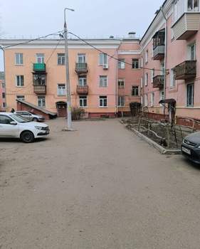 2-к квартира, вторичка, 50м2, 1/3 этаж