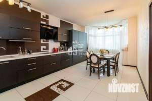 3-к квартира, вторичка, 166м2, 2/19 этаж