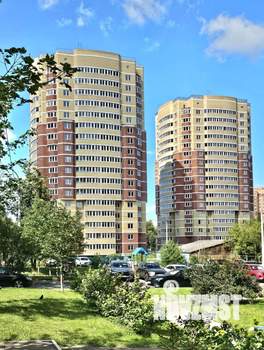 2-к квартира, вторичка, 76м2, 8/17 этаж