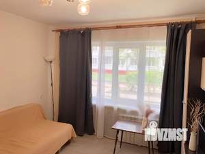 2-к квартира, вторичка, 37м2, 1/5 этаж