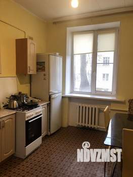 2-к квартира, вторичка, 63м2, 2/4 этаж