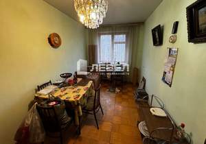 4-к квартира, вторичка, 61м2, 3/5 этаж