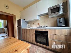 2-к квартира, вторичка, 42м2, 5/5 этаж