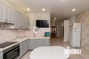 2-к квартира, вторичка, 65м2, 1/17 этаж