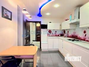 2-к квартира, вторичка, 61м2, 2/5 этаж