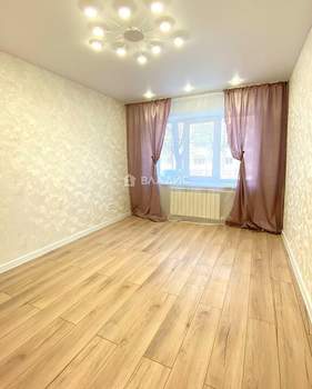 2-к квартира, вторичка, 43м2, 1/5 этаж