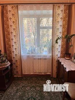 2-к квартира, вторичка, 45м2, 1/4 этаж