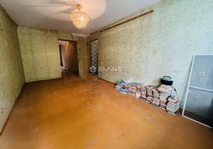 2-к квартира, вторичка, 44м2, 1/5 этаж