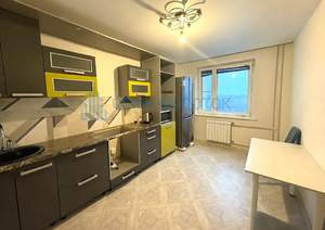 3-к квартира, вторичка, 76м2, 14/14 этаж