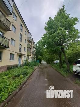 2-к квартира, вторичка, 45м2, 1/4 этаж