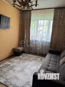 2-к квартира, вторичка, 44м2, 1/4 этаж