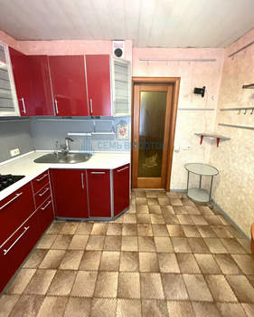 2-к квартира, вторичка, 50м2, 1/9 этаж