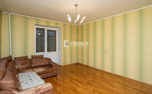 4-к квартира, вторичка, 98м2, 4/4 этаж