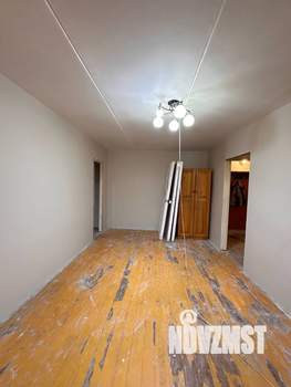 2-к квартира, вторичка, 44м2, 4/4 этаж