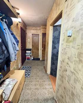 4-к квартира, вторичка, 60м2, 1/5 этаж