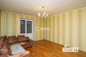 4-к квартира, вторичка, 98м2, 4/4 этаж
