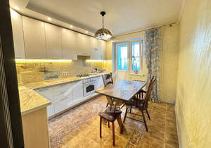 3-к квартира, вторичка, 75м2, 2/10 этаж