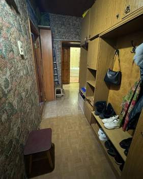 3-к квартира, вторичка, 67м2, 1/2 этаж