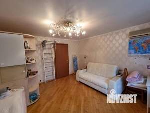 2-к квартира, вторичка, 56м2, 1/9 этаж