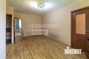 2-к квартира, вторичка, 44м2, 1/5 этаж