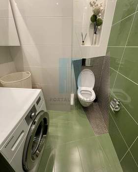 2-к квартира, вторичка, 63м2, 6/18 этаж