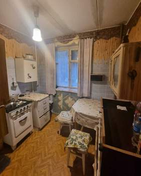 2-к квартира, вторичка, 45м2, 1/5 этаж