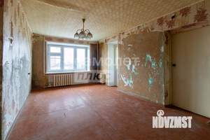 3-к квартира, вторичка, 50м2, 9/9 этаж