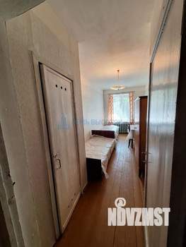 3-к квартира, вторичка, 57м2, 1/4 этаж